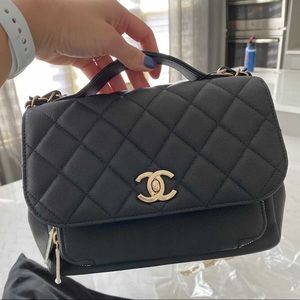 Chanel Black Affinity Medium (Authentic)